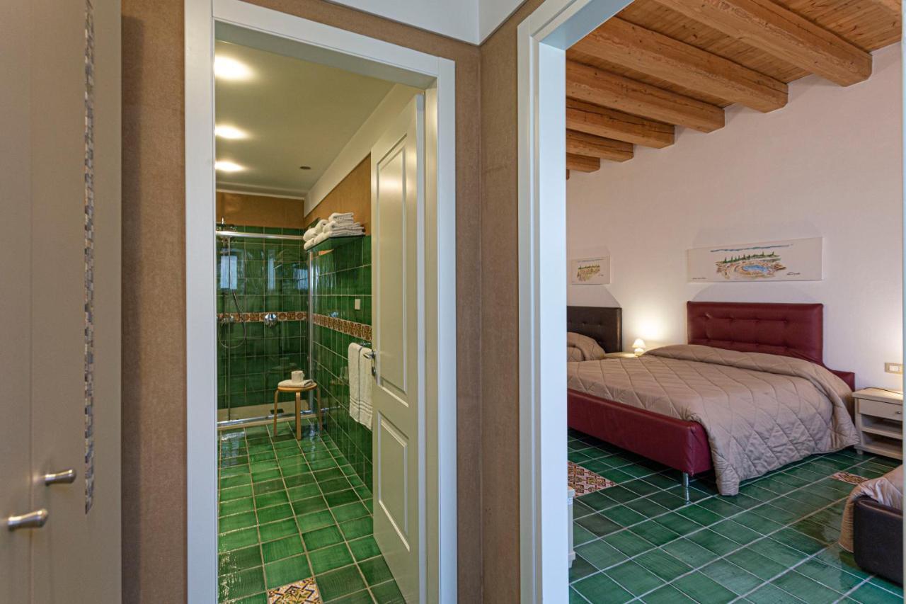 Hotel Casale Milocca Сиракуза Екстериор снимка