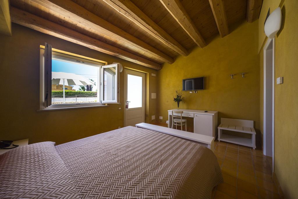Hotel Casale Milocca Сиракуза Екстериор снимка