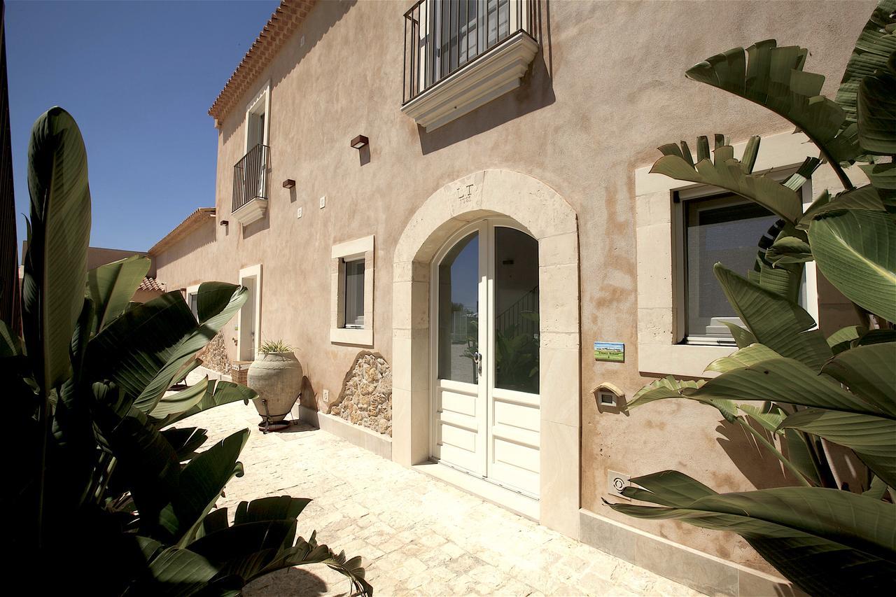 Hotel Casale Milocca Сиракуза Екстериор снимка